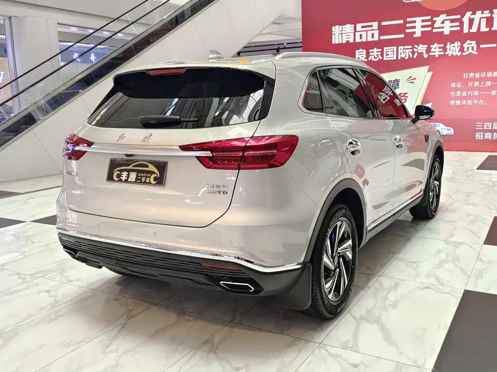 Hongqi Hongqi HS5 - фото 23