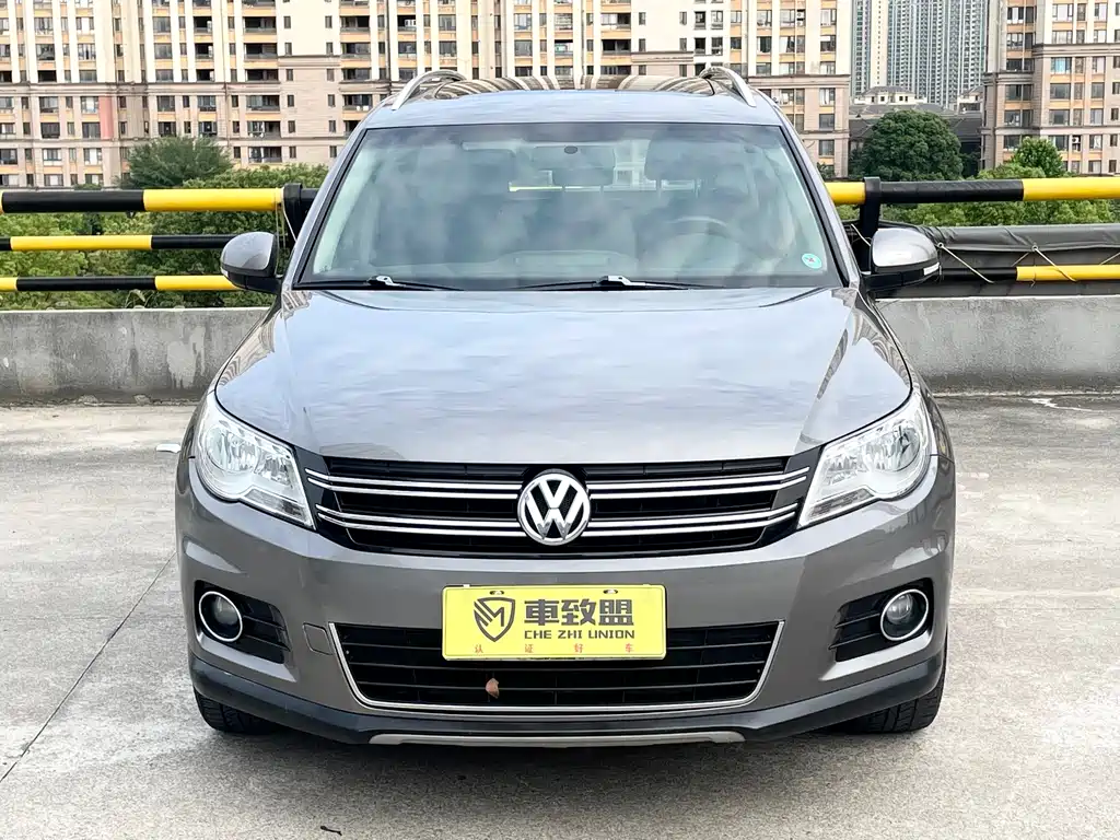 Volkswagen Tiguan 2010 1.8TSI AT