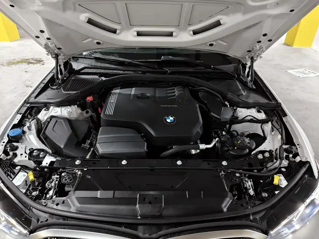 BMW 3 Series — миниатюра 19