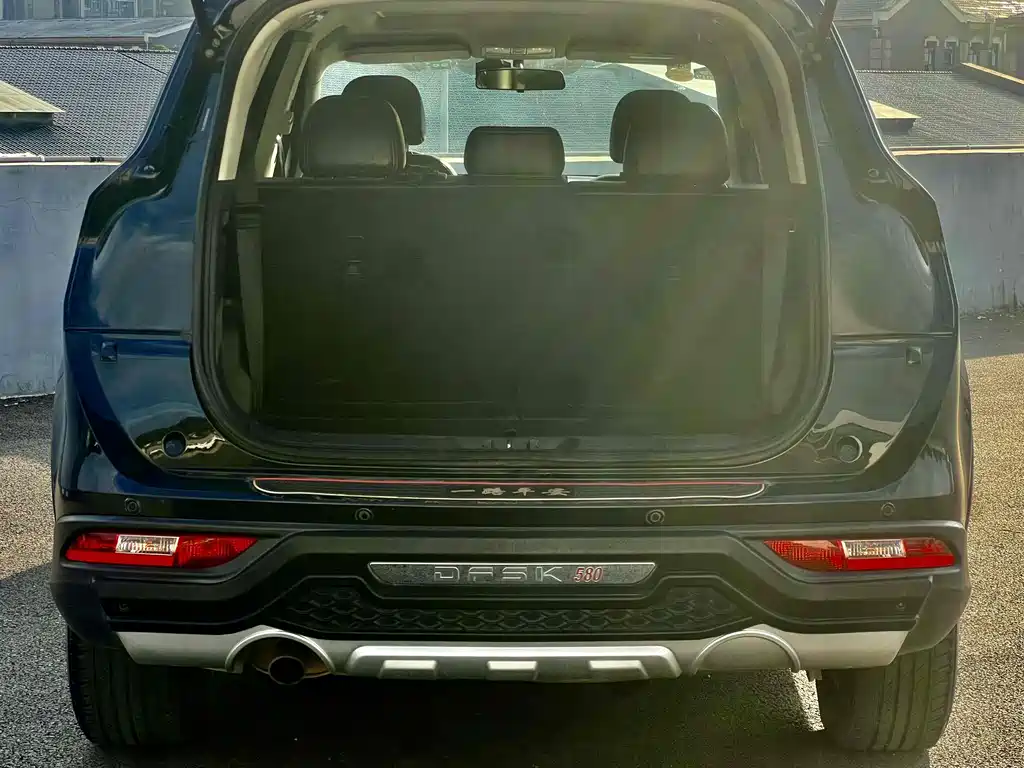 DONGFENG SCENERY 580