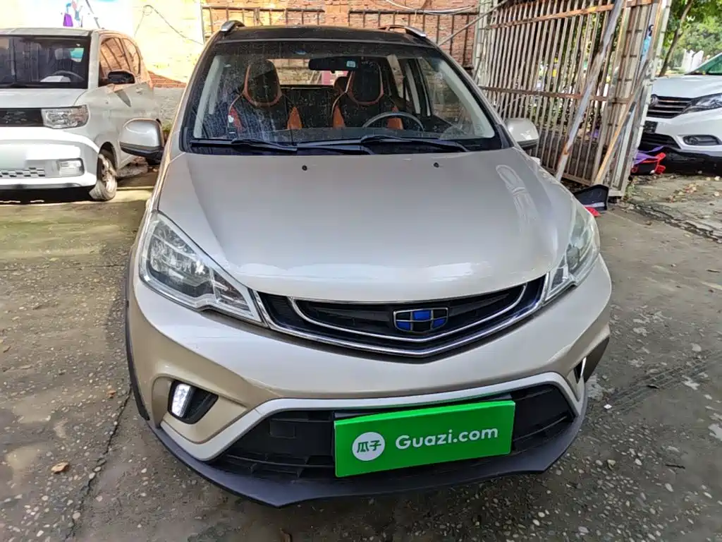 Geely Vision X1 — миниатюра 3