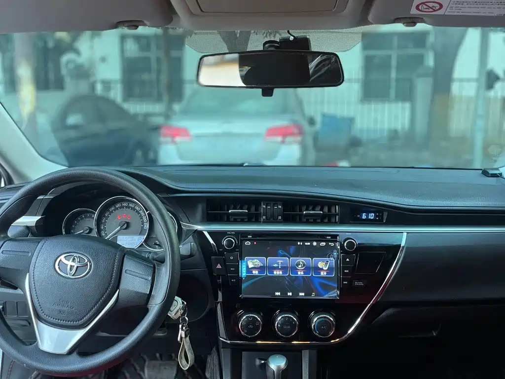 Toyota Corolla — миниатюра 6