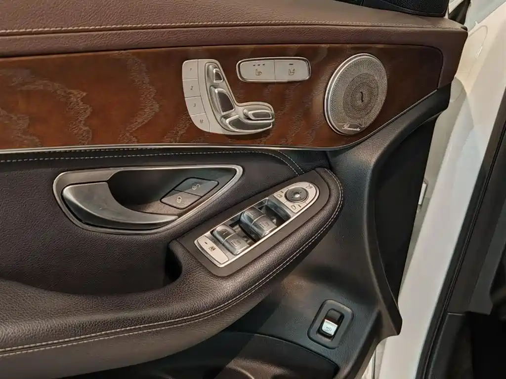 Mercedes-Benz GLC 2020 GLC 300 L 4MATIC