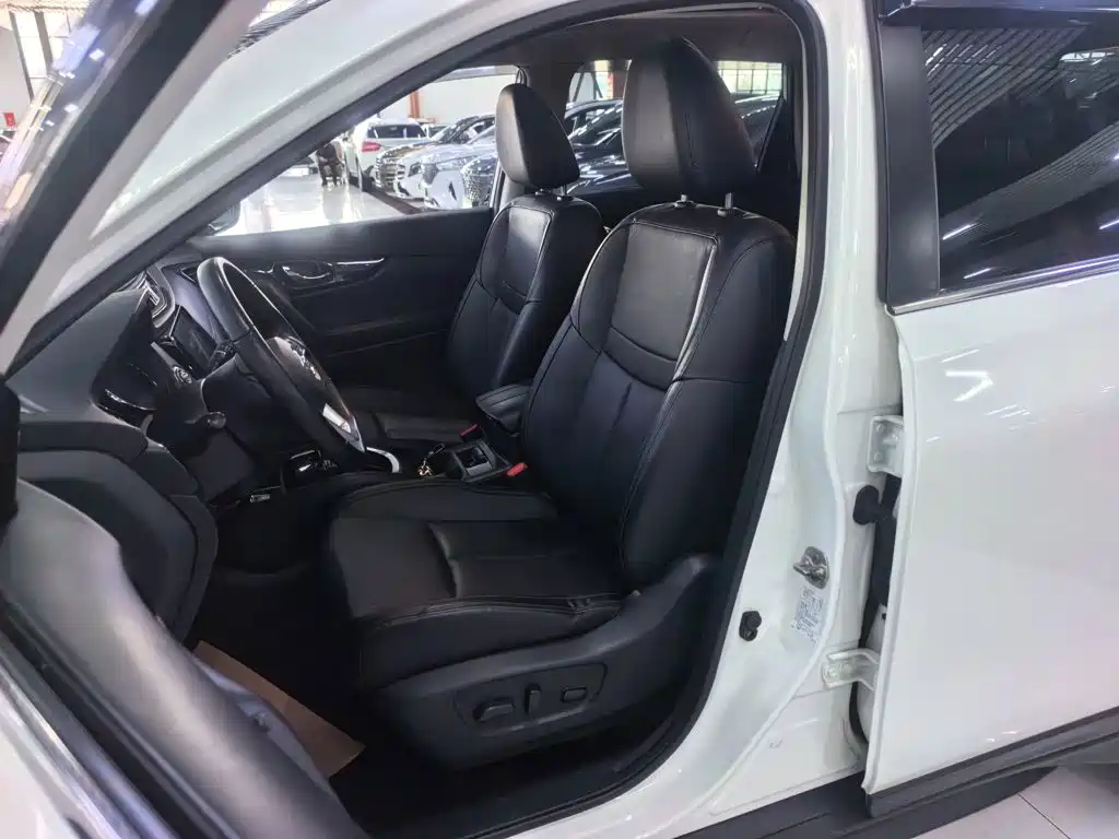 Nissan X-Trail — миниатюра 9