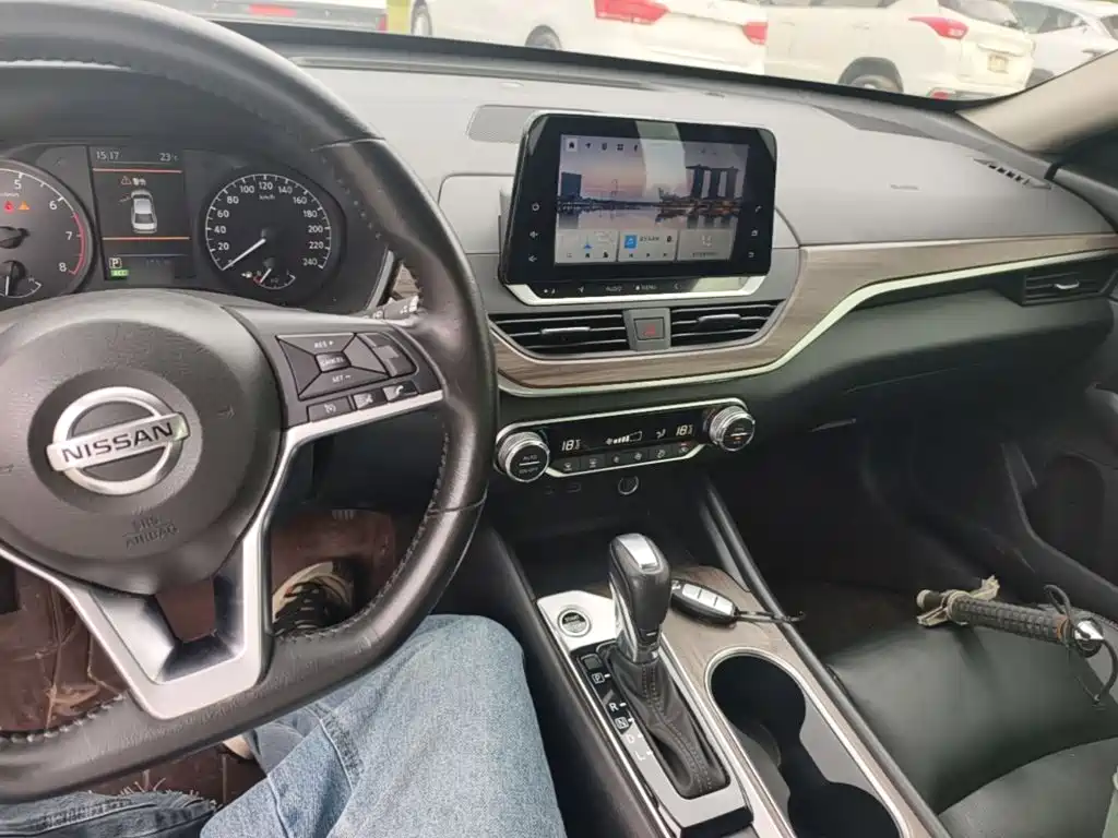 Nissan Teana — миниатюра 10