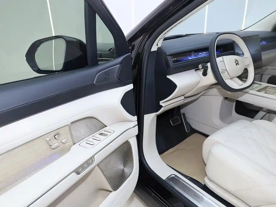 NIO ES8 — миниатюра 10