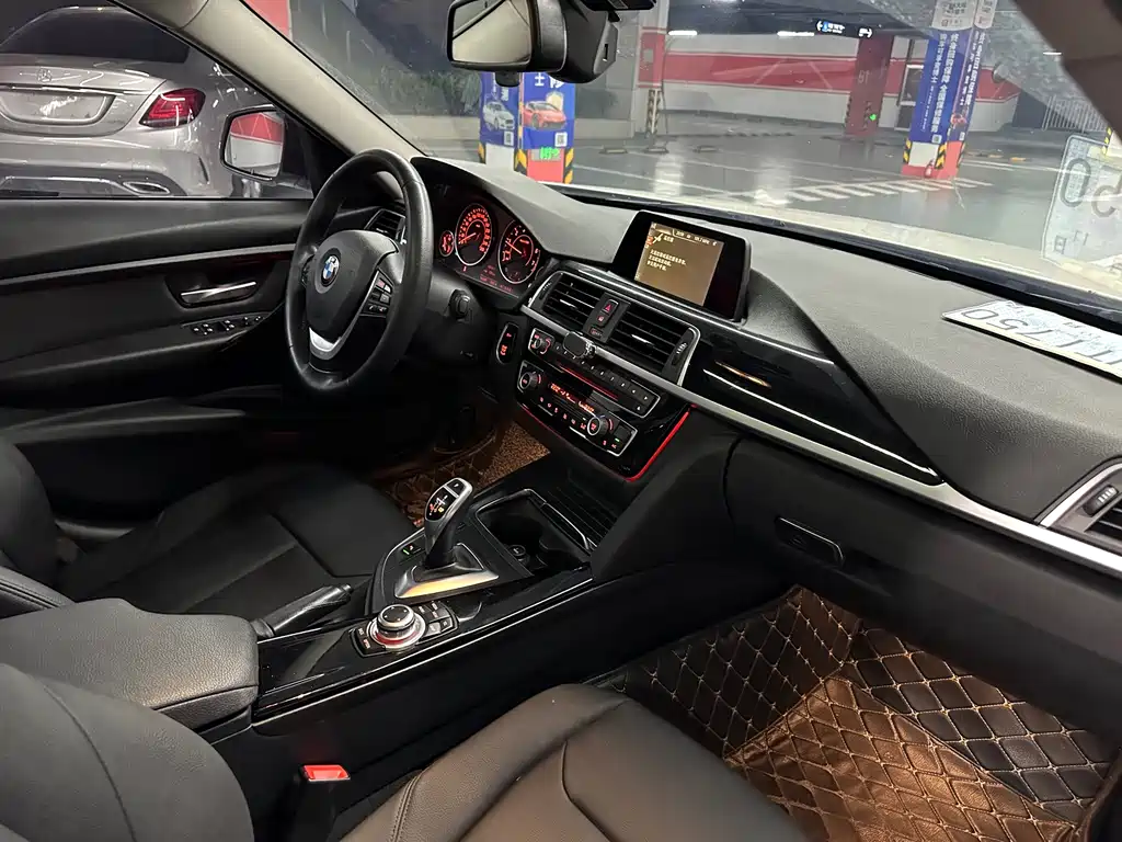 BMW 3 Series — миниатюра 16