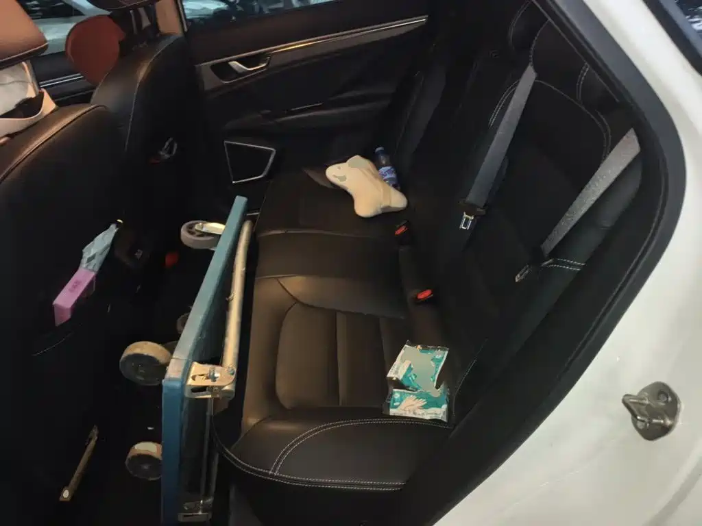 Geely Emgrand GS — миниатюра 13