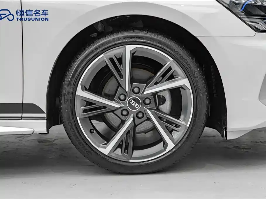 Audi A3 2024 Sportback 35 TFSI Fashion Sport