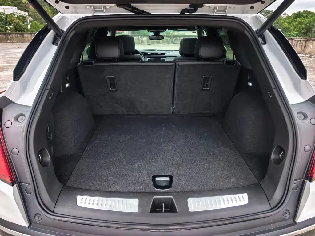 Cadillac XT5 — миниатюра 9