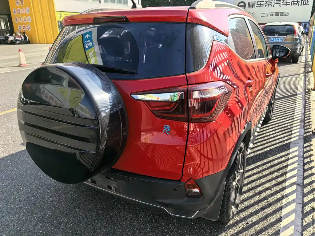 BYD Yuan EV — миниатюра 7
