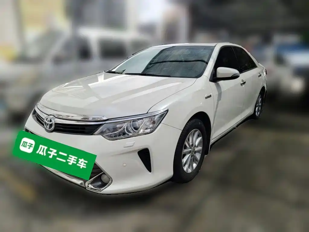 Toyota Camry — миниатюра 2