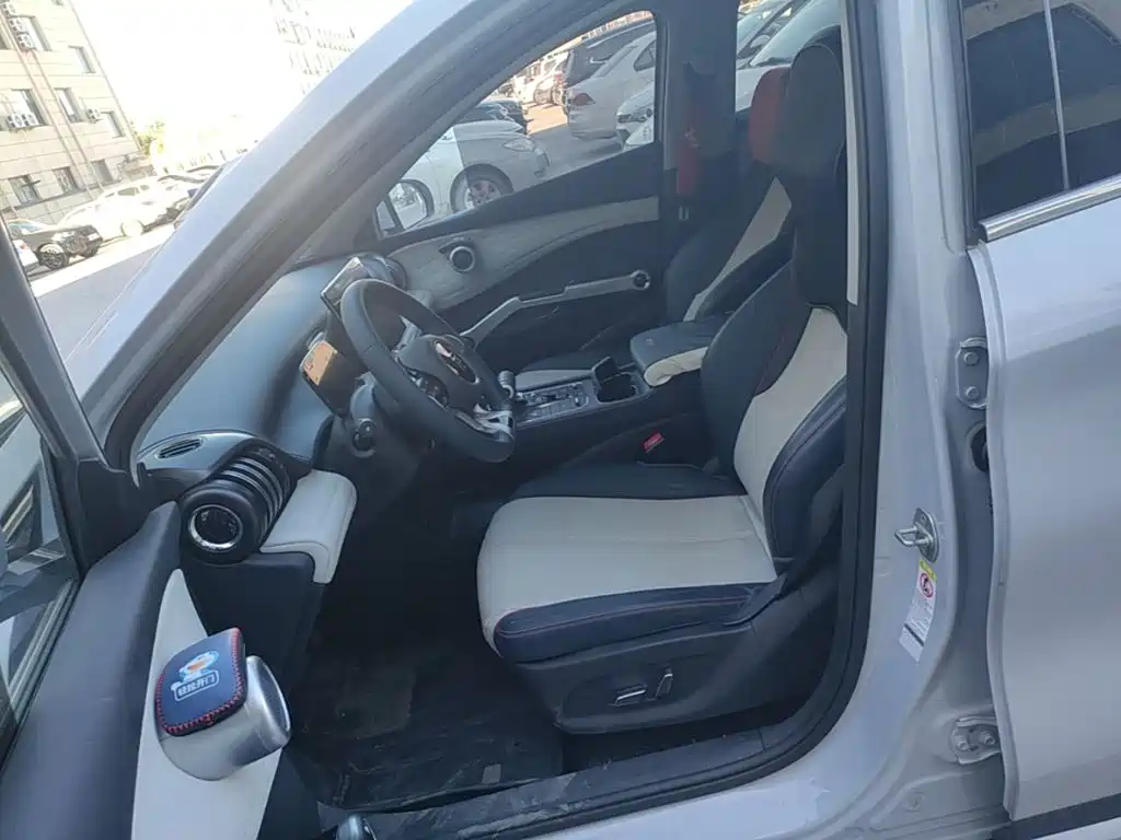 BYD Yuan Plus — миниатюра 15