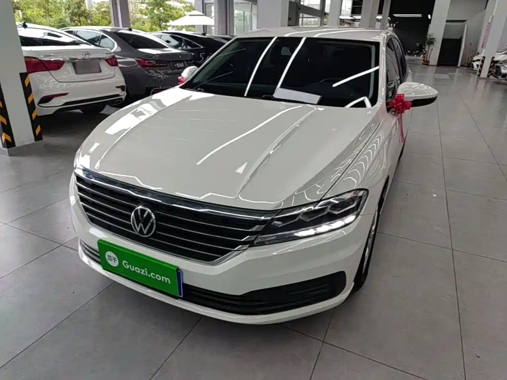 Volkswagen Lavida — миниатюра 2