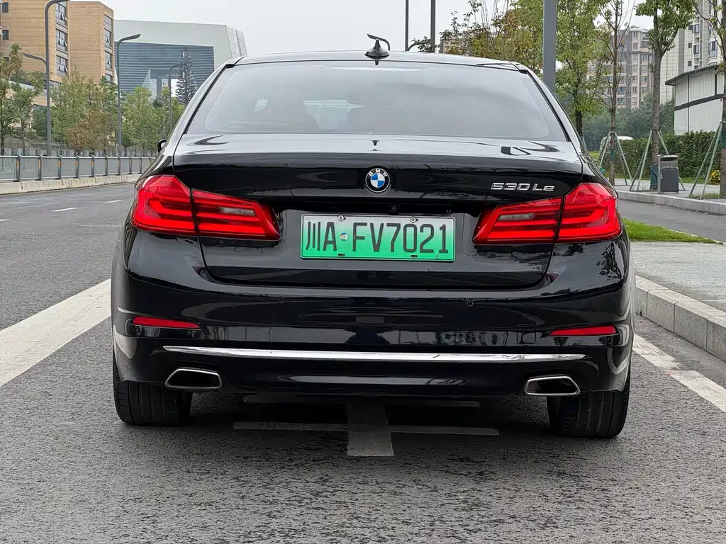 BMW 5 Series New Energy — миниатюра 17