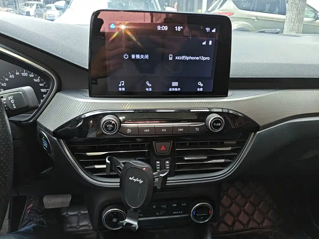 Ford Focus — миниатюра 13