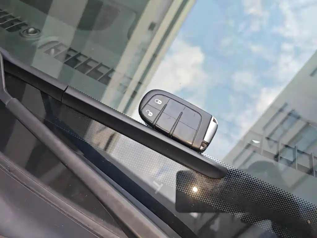 Jeep Compass — миниатюра 9