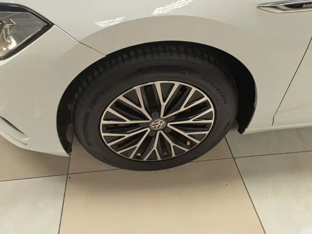 Volkswagen Sagitar — миниатюра 23