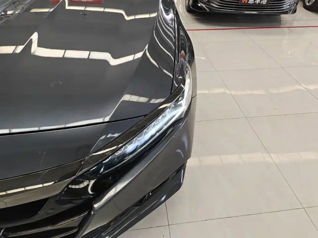 Honda Accord — миниатюра 24