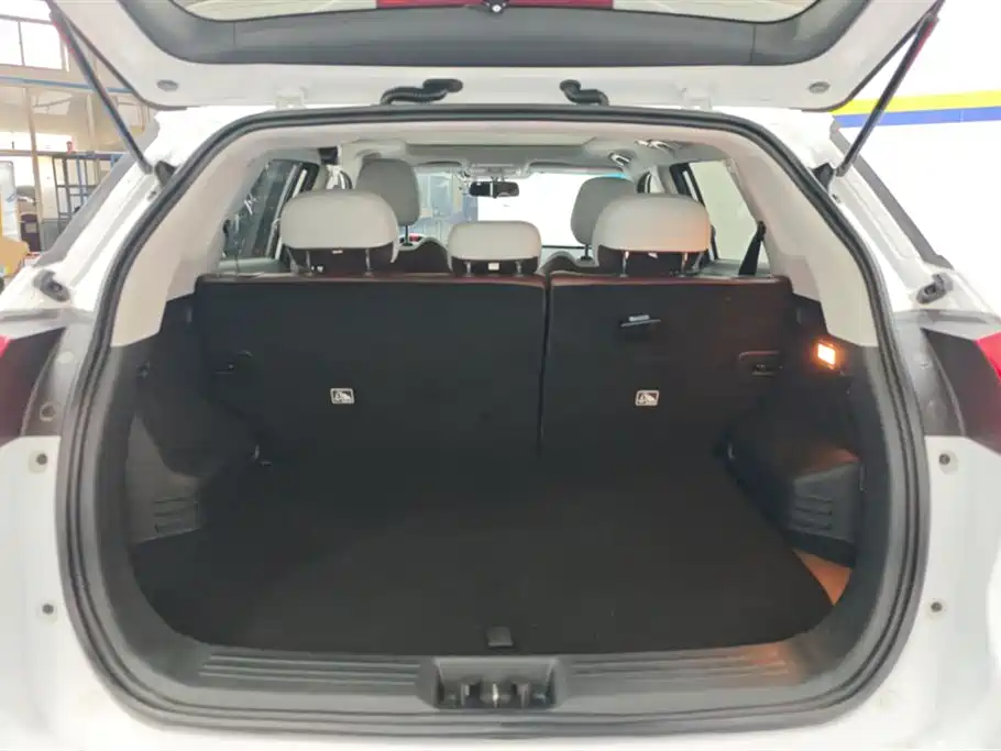 GEELY AUTOMOBILE BOYUE