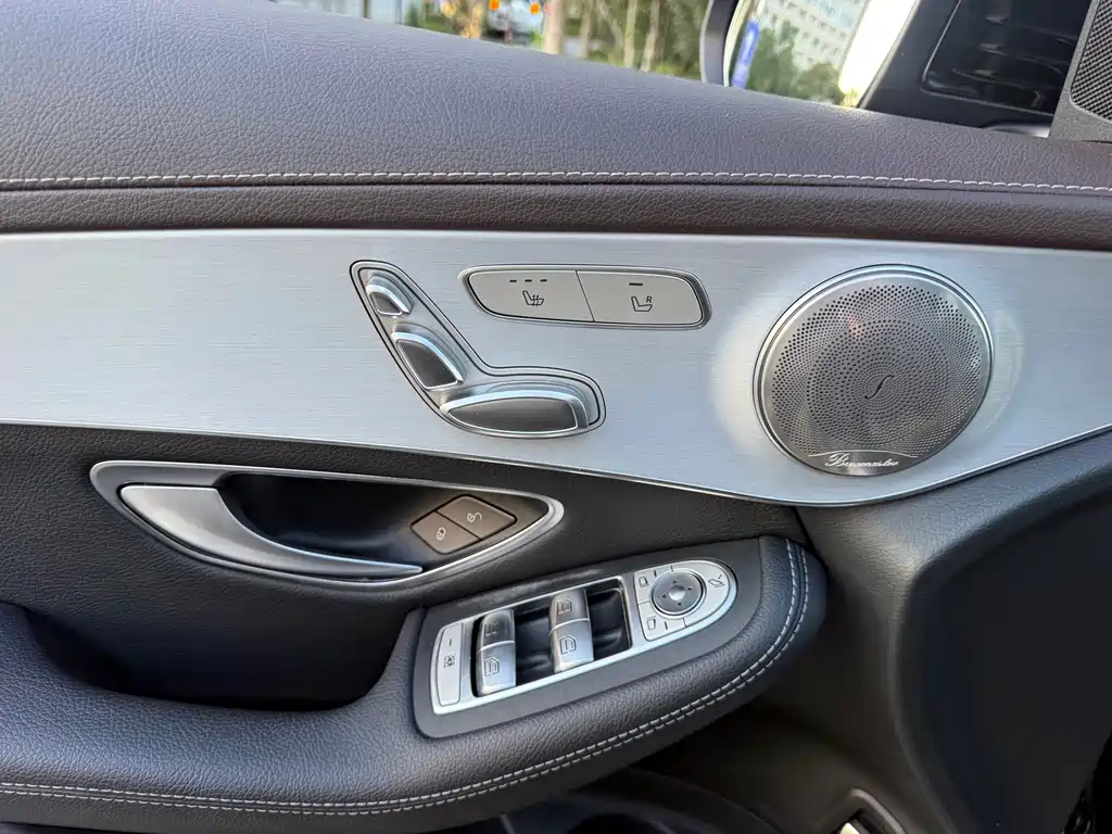 Mercedes-Benz GLC — миниатюра 18