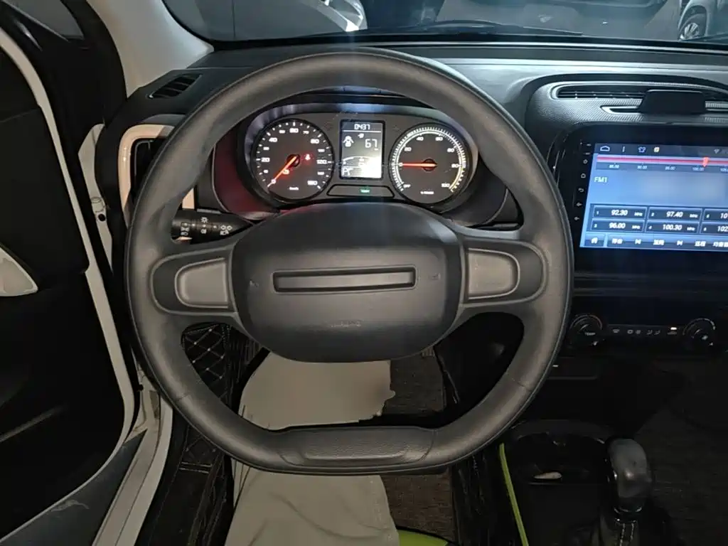Roewe Clever — миниатюра 11
