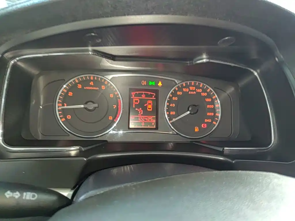 Geely Vision — миниатюра 12
