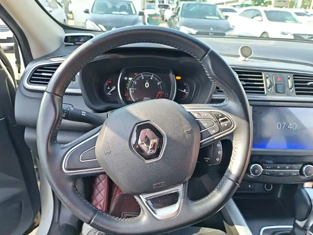 Renault Kadjar — миниатюра 11