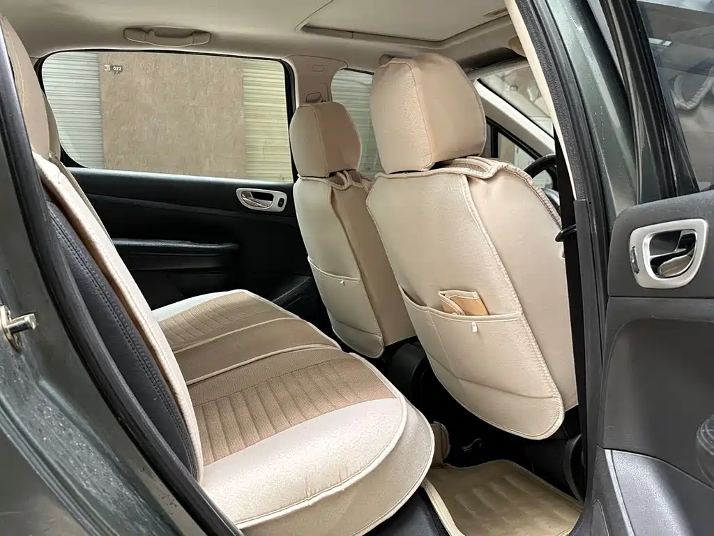 Peugeot 307 — миниатюра 6
