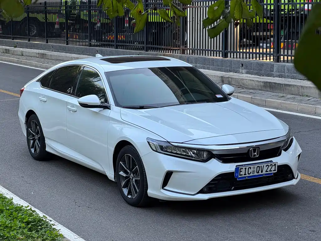 Honda Inspire — миниатюра 2