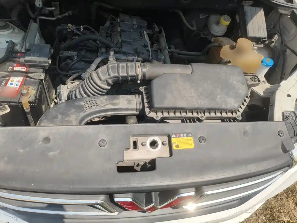 Wuling Hongguang — миниатюра 16