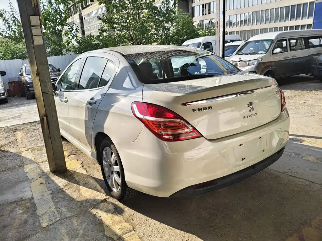 Peugeot 308 Joy Edition Classic 1.6L Auto Premium Fashion Type, фото 9
