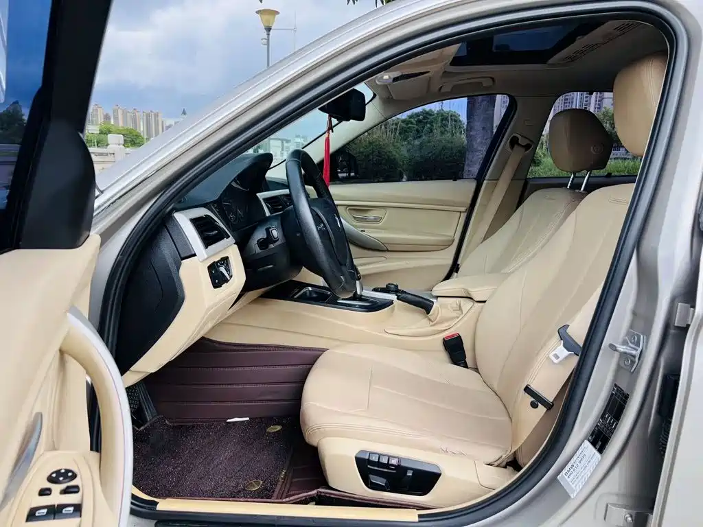 BMW 3 Series — миниатюра 4