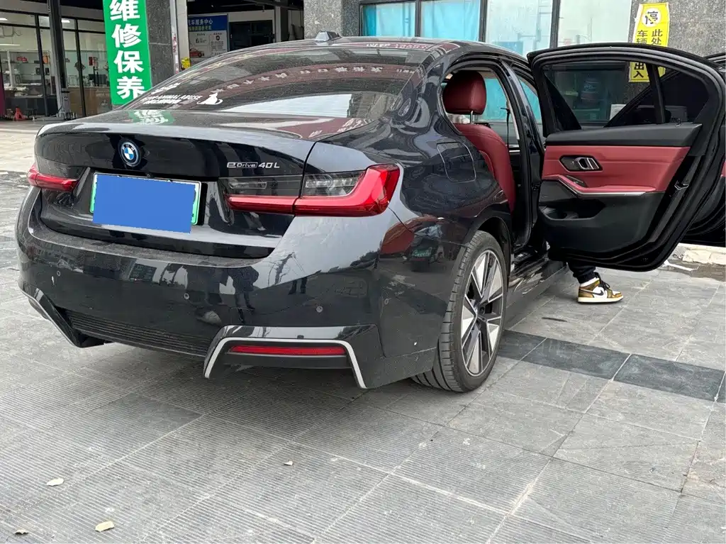 BMW i3 — миниатюра 8