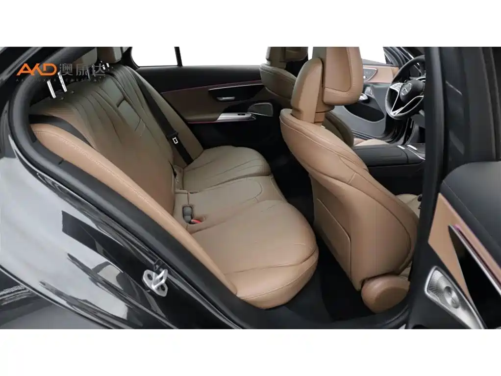 Mercedes-Benz E-Class (Import) — миниатюра 8