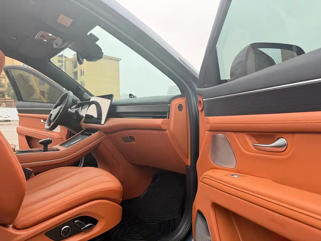 AITO ASK THE WORLD M7