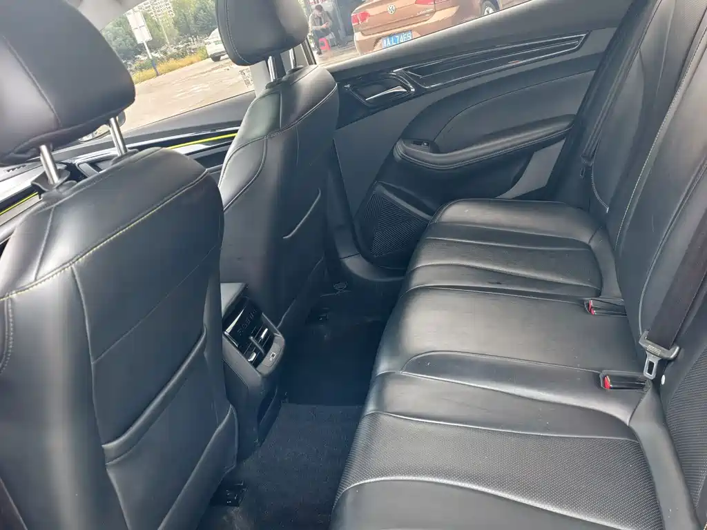 Roewe i5 — миниатюра 13