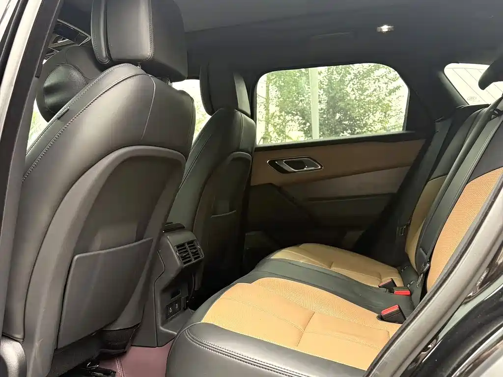 Land Rover Velar — миниатюра 10