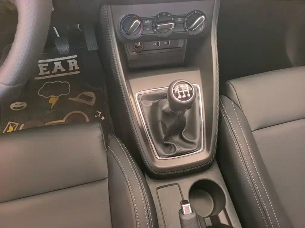 MG ZS — миниатюра 14
