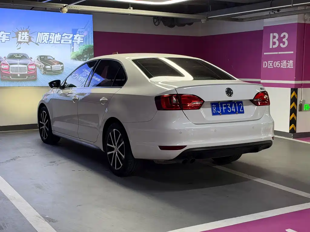 Volkswagen Sagitar — миниатюра 15