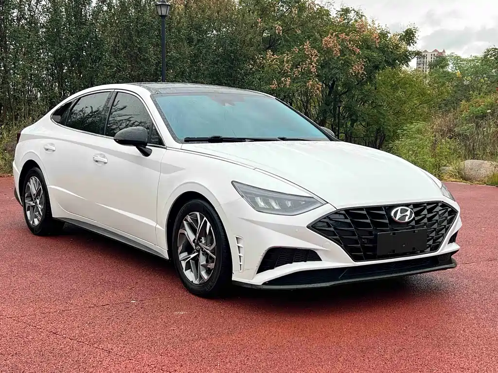 Hyundai Sonata — миниатюра 3