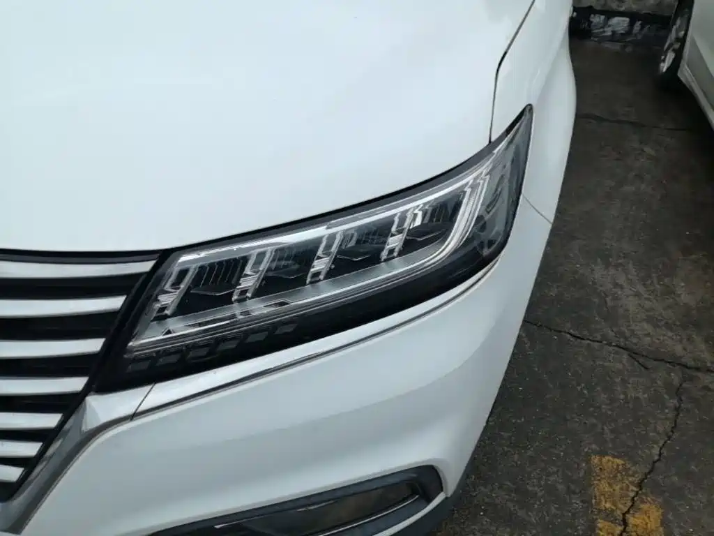 Roewe RX5 — миниатюра 24