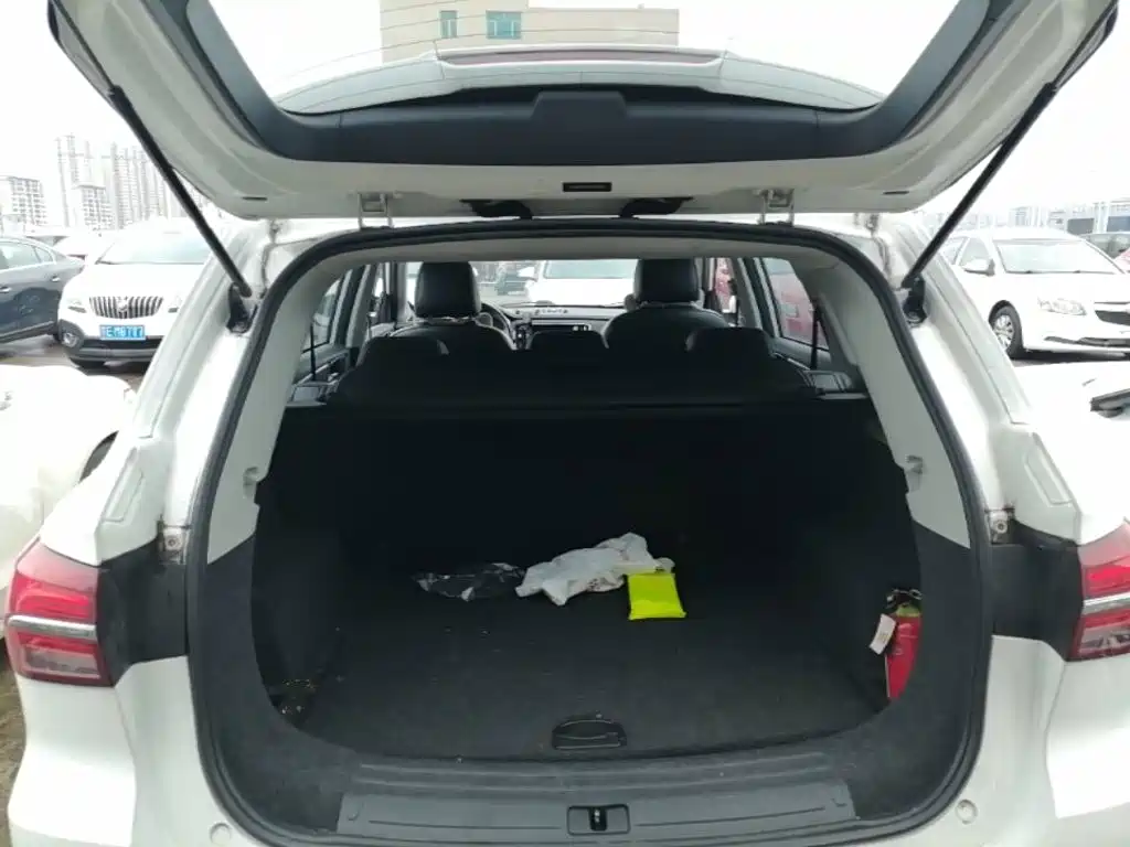 Roewe RX5 — миниатюра 19