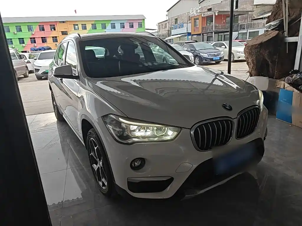 BMW X1 — миниатюра 4