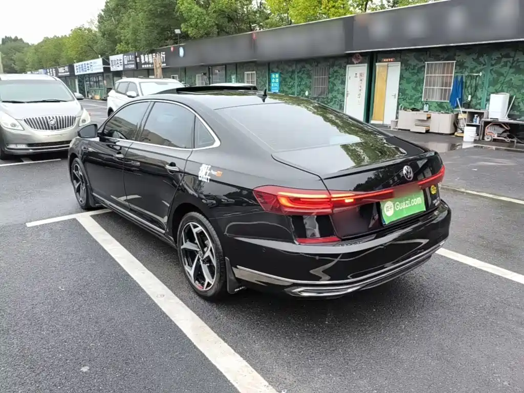 Volkswagen Passat — миниатюра 5