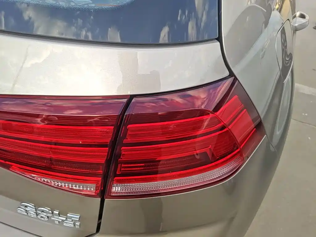 Volkswagen Golf — миниатюра 8