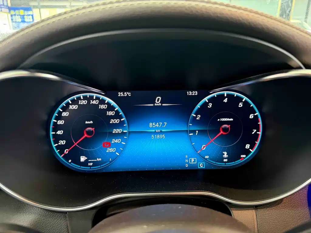 Mercedes-Benz GLC — миниатюра 11