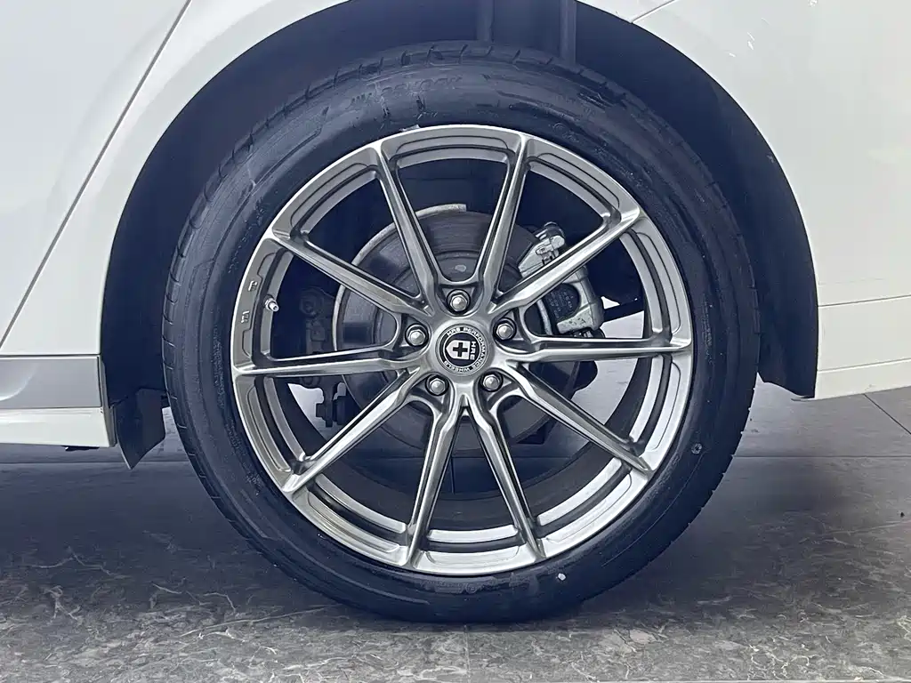 Ford Mondeo — миниатюра 11