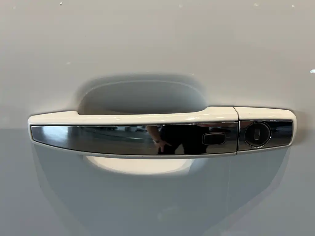 Chevrolet Malibu — миниатюра 16