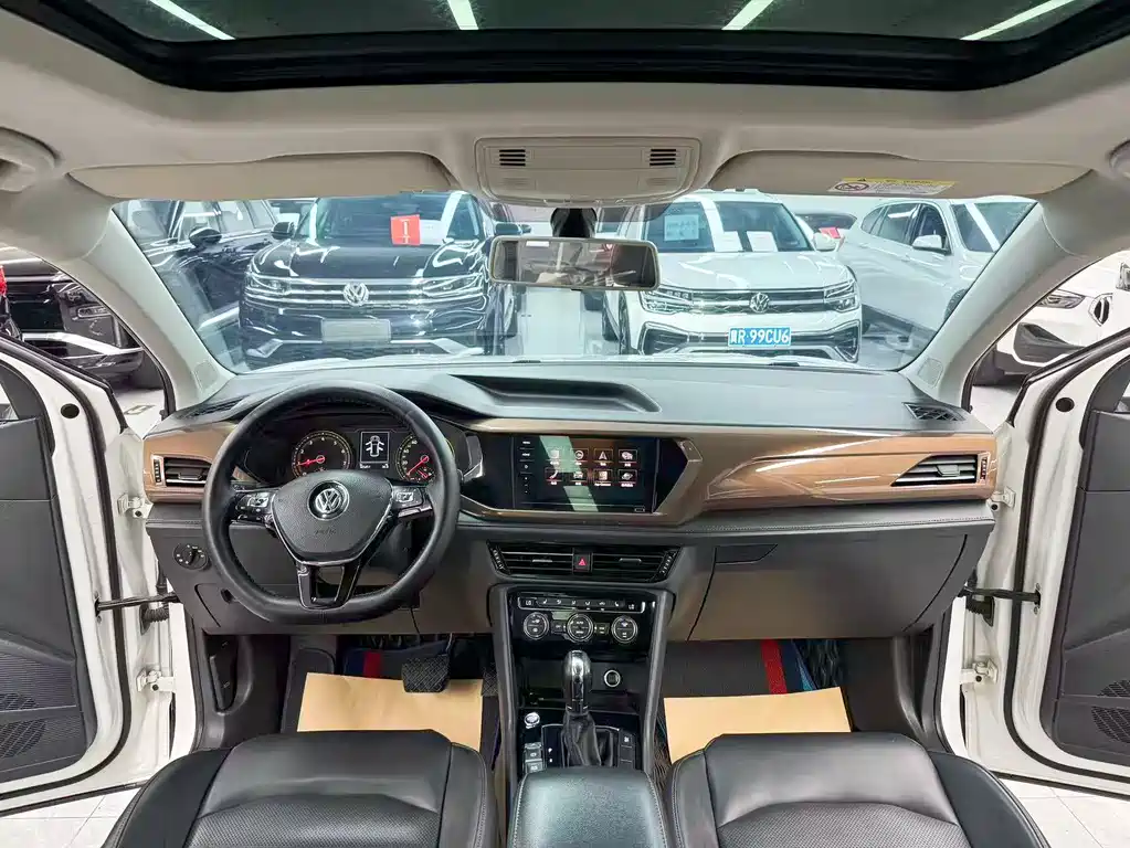 Volkswagen Tharu — миниатюра 9